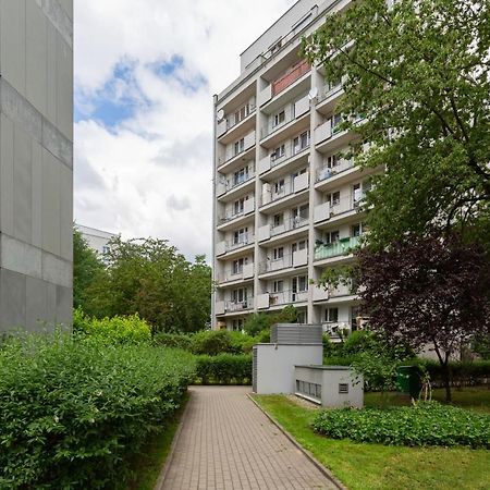 Central Apartment Solec Wilanowska By Noclegi Renters Warsaw Luaran gambar
