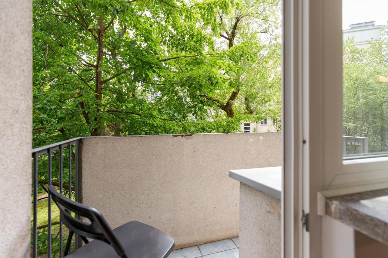 Central Apartment Solec Wilanowska By Noclegi Renters Warsaw Luaran gambar